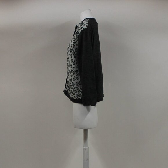 CD  Cardigan - Picture 3 of 4